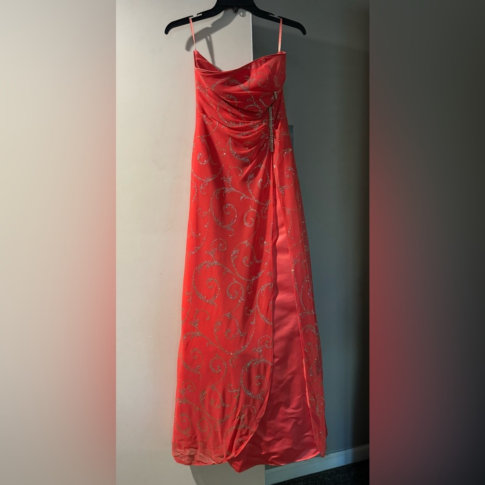 Reign On Long Dress Size 1/2